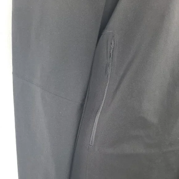Lululemon Women's Black Rain Rebel Snap Closure Classic Rain Jacket Size M